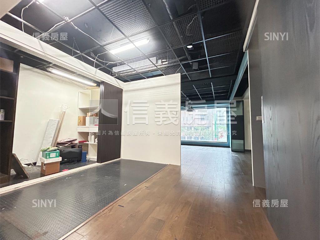 專任新四合苑百坪辦公室房屋室內格局與周邊環境