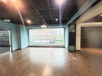 專任新四合苑百坪辦公室