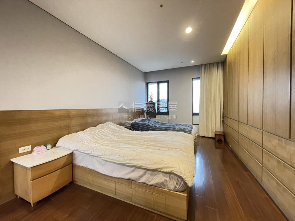 大氣豪邸高樓艷冠東方房屋室內格局與周邊環境