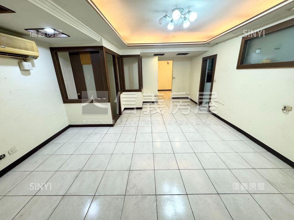 梅川大面寬一樓四房房屋室內格局與周邊環境