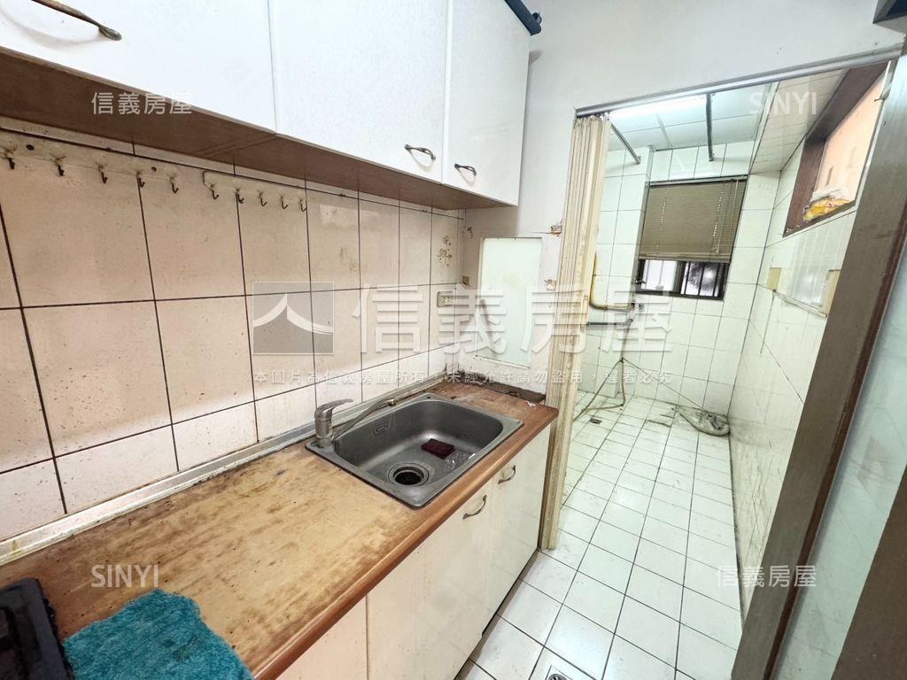 梅川大面寬一樓四房房屋室內格局與周邊環境