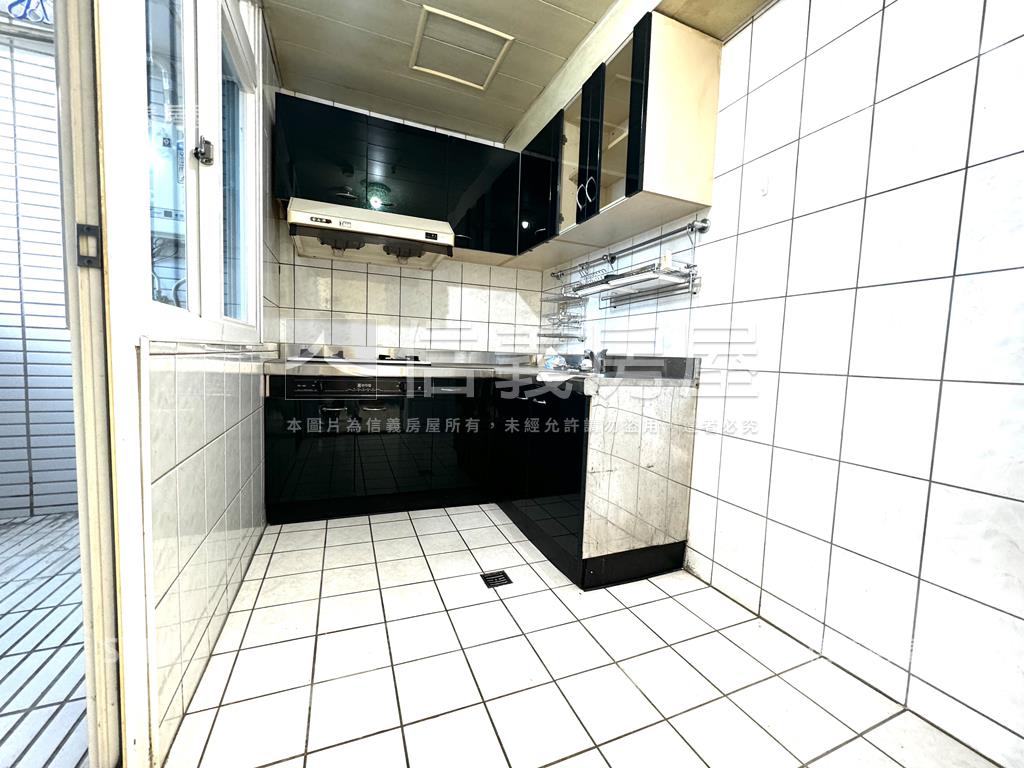 【天京大廈•雲端名邸】房屋室內格局與周邊環境