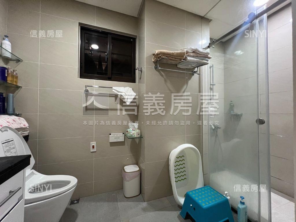 專任冠德中研６０坪型雙車房屋室內格局與周邊環境