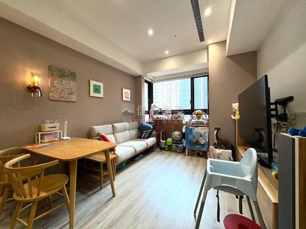 丹麥琥珀●溫馨裝潢美屋房屋室內格局與周邊環境