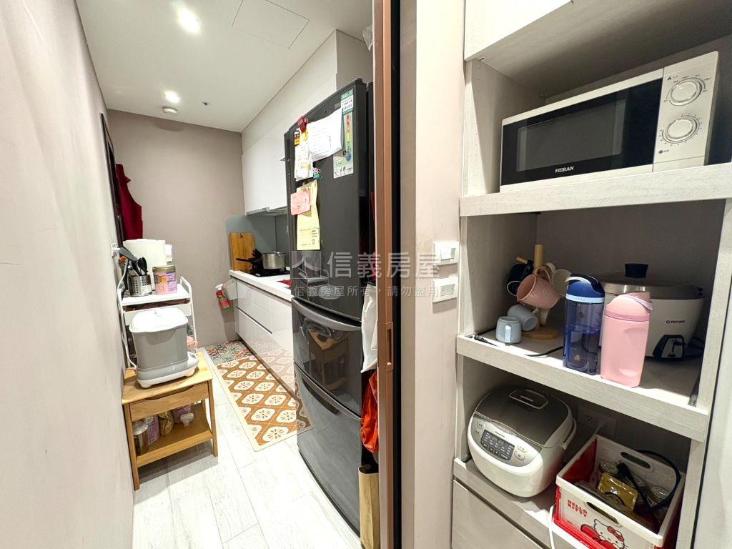 丹麥琥珀●溫馨裝潢美屋房屋室內格局與周邊環境