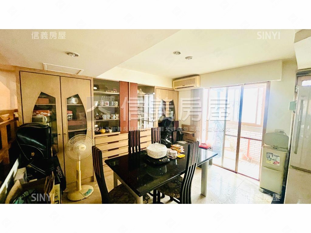 瓏山林還不錯的上疊房屋室內格局與周邊環境