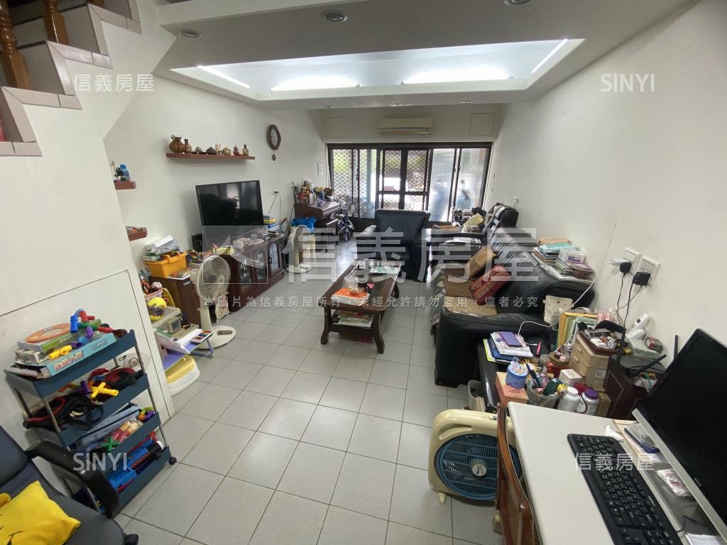誠售永安街優質騎樓透天房屋室內格局與周邊環境