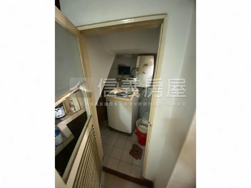 誠售永安街優質騎樓透天房屋室內格局與周邊環境