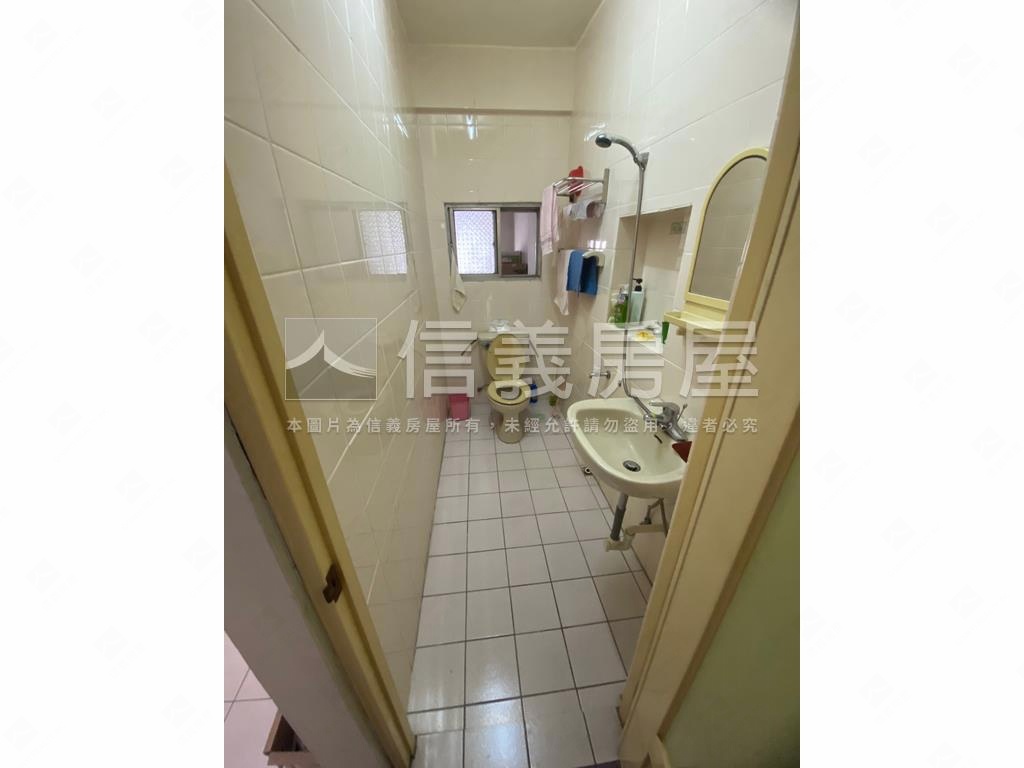 誠售永安街優質騎樓透天房屋室內格局與周邊環境
