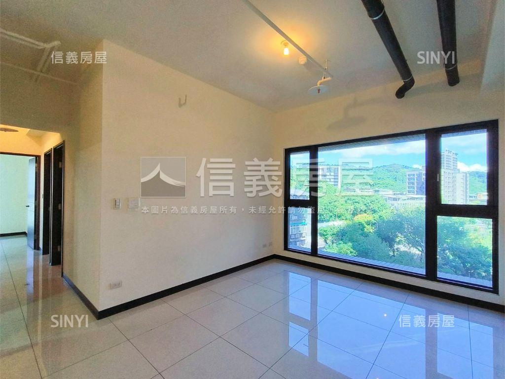 【ＶＲ】南方莊園四房車位房屋室內格局與周邊環境