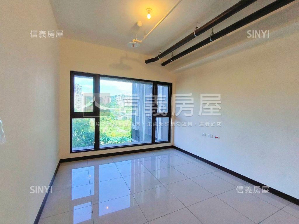 【ＶＲ】南方莊園四房車位房屋室內格局與周邊環境
