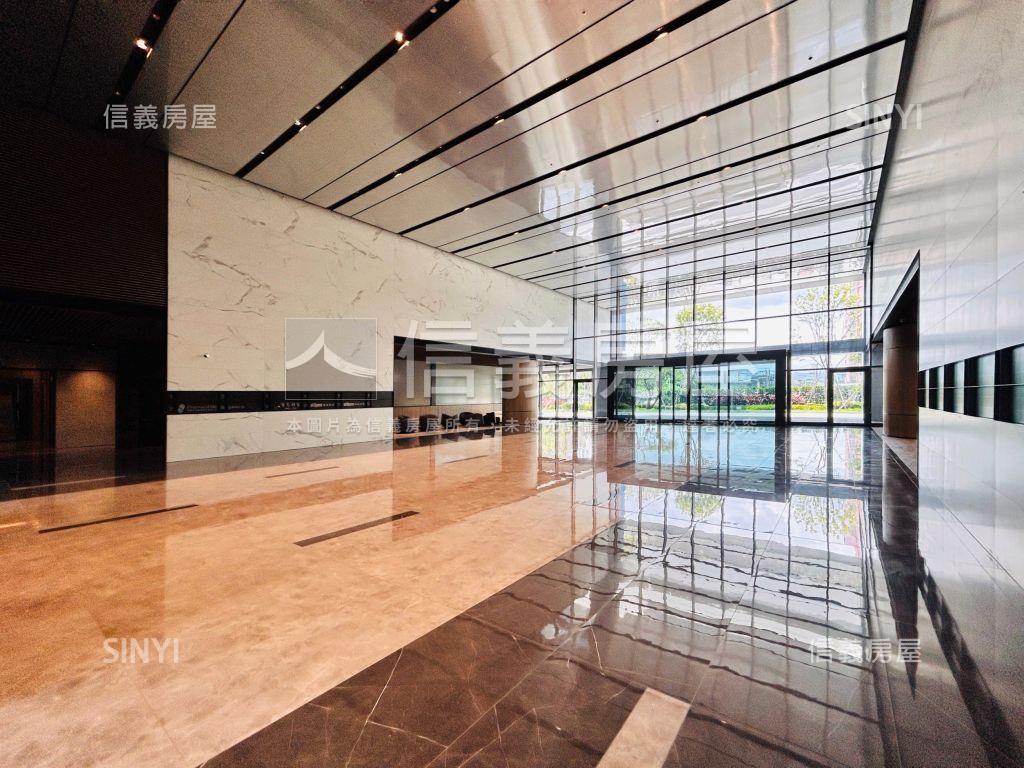 華固國家置地高樓廠辦２戶房屋室內格局與周邊環境