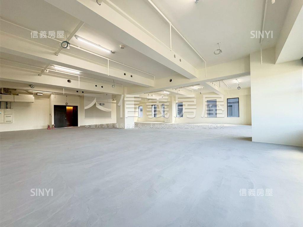 華固國家置地高樓廠辦２戶房屋室內格局與周邊環境