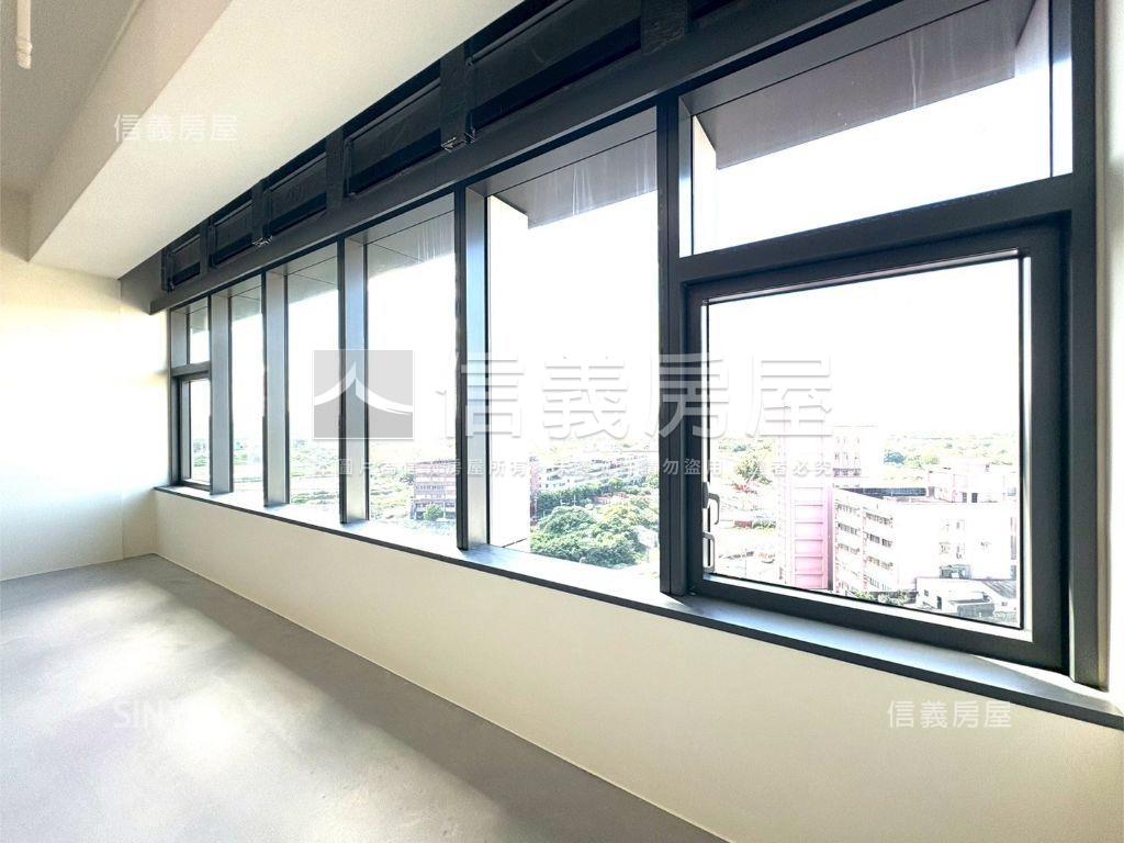 華固國家置地高樓廠辦２戶房屋室內格局與周邊環境