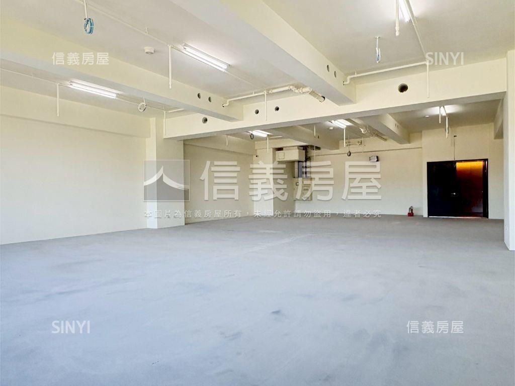 華固國家置地高樓廠辦２戶房屋室內格局與周邊環境