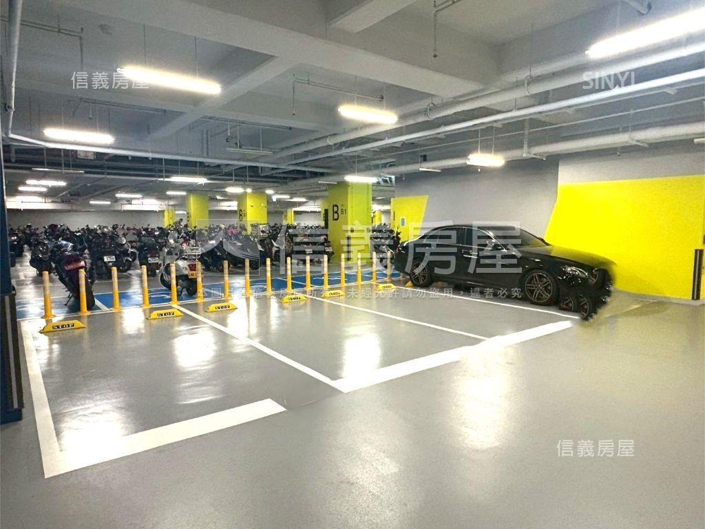 華固國家置地高樓廠辦２戶房屋室內格局與周邊環境