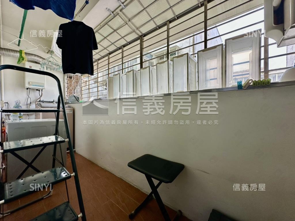 運動公園珍稀公寓３樓房屋室內格局與周邊環境