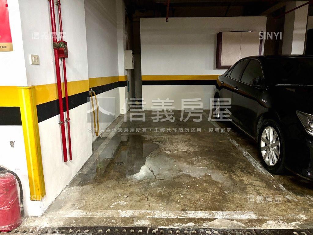 翠綠園四房坡平車位房屋室內格局與周邊環境