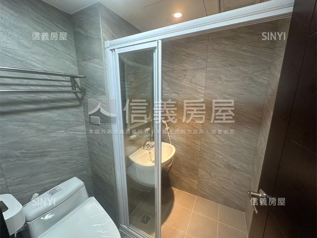 近北市三房有車位房屋室內格局與周邊環境