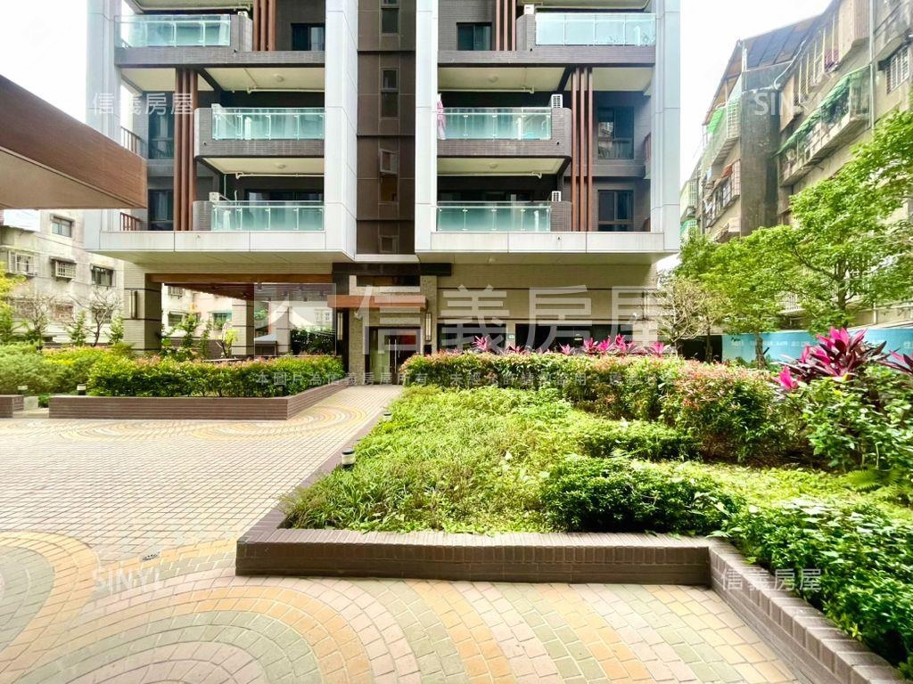 近北市三房有車位房屋室內格局與周邊環境