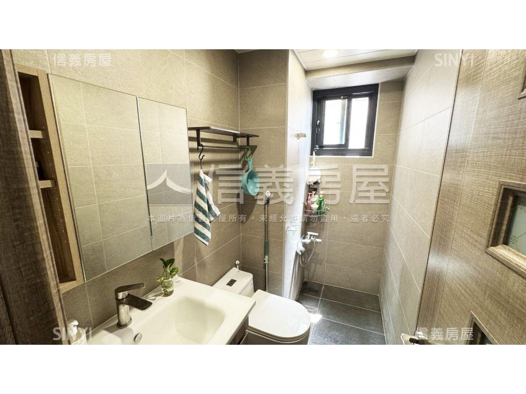 河堤維也納邊間三房平車房屋室內格局與周邊環境