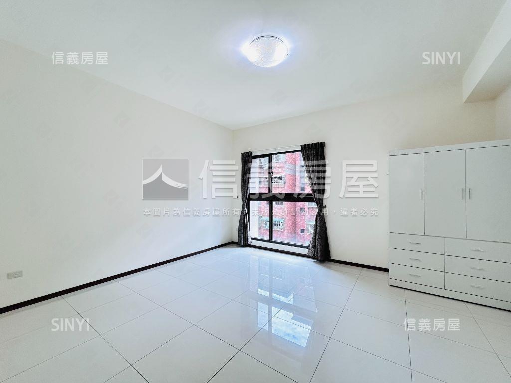 麗景大器豪邸雙車位房屋室內格局與周邊環境