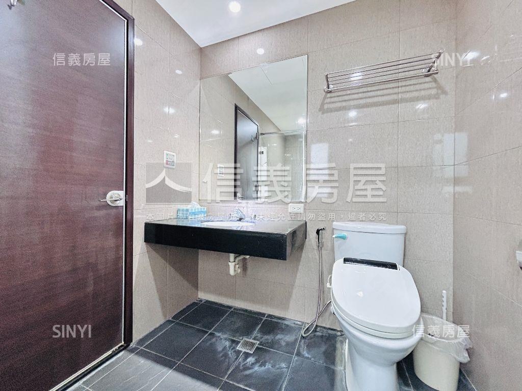 麗景大器豪邸雙車位房屋室內格局與周邊環境