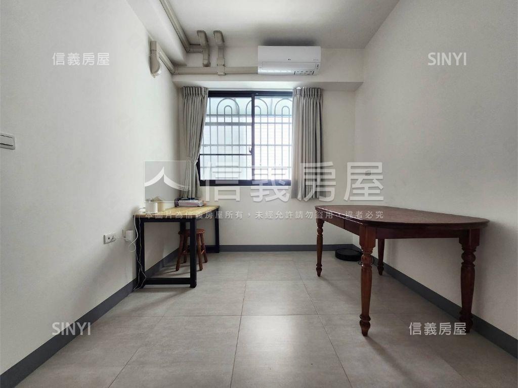 安中面寬併排雙車透天房屋室內格局與周邊環境