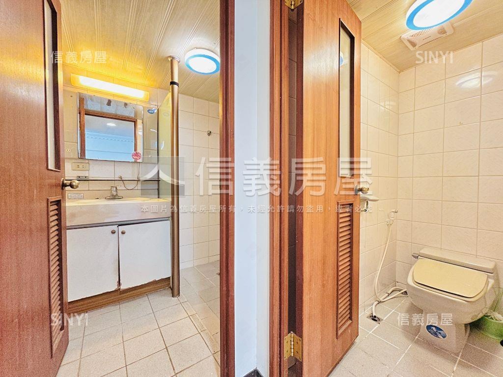 都市生活景觀兩房車位房屋室內格局與周邊環境