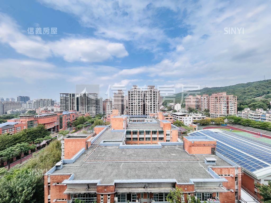 都市生活景觀兩房車位房屋室內格局與周邊環境