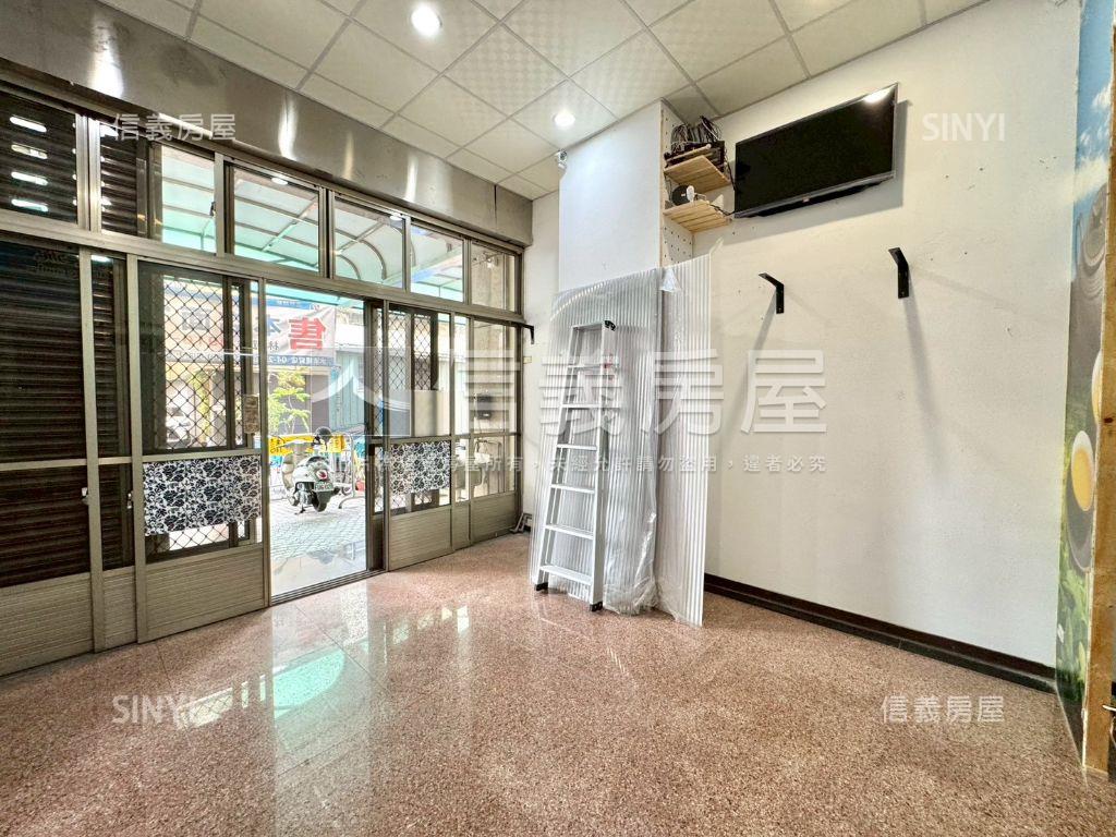 近捷運文華麗京三層店面房屋室內格局與周邊環境