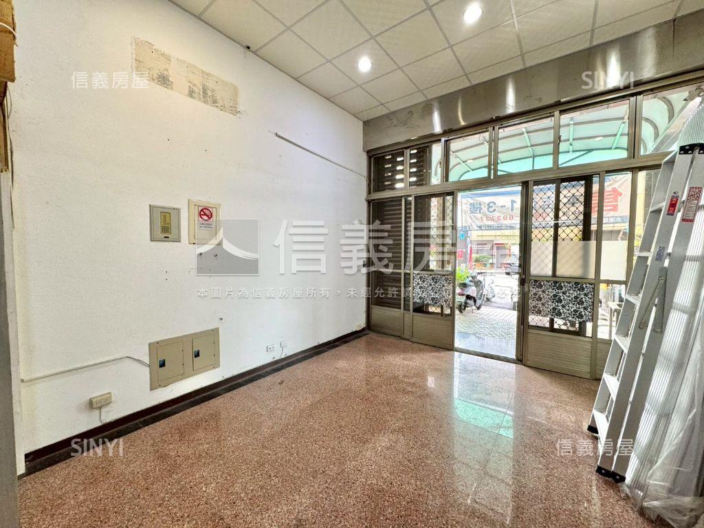 近捷運文華麗京三層店面房屋室內格局與周邊環境