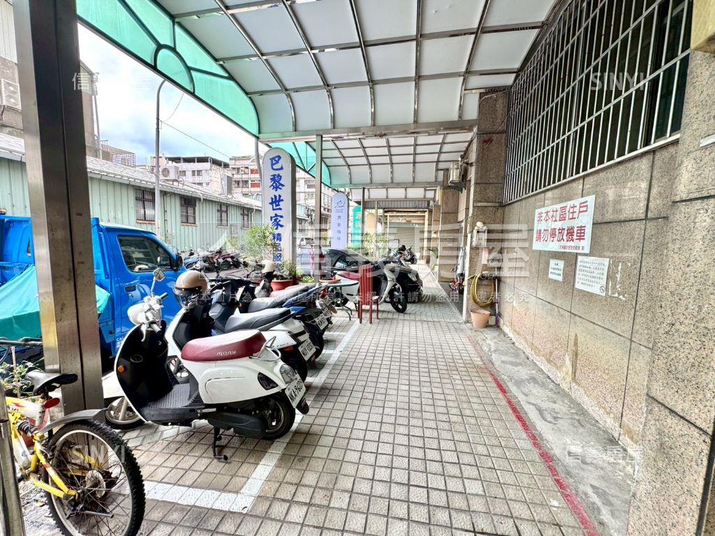 近捷運文華麗京三層店面房屋室內格局與周邊環境