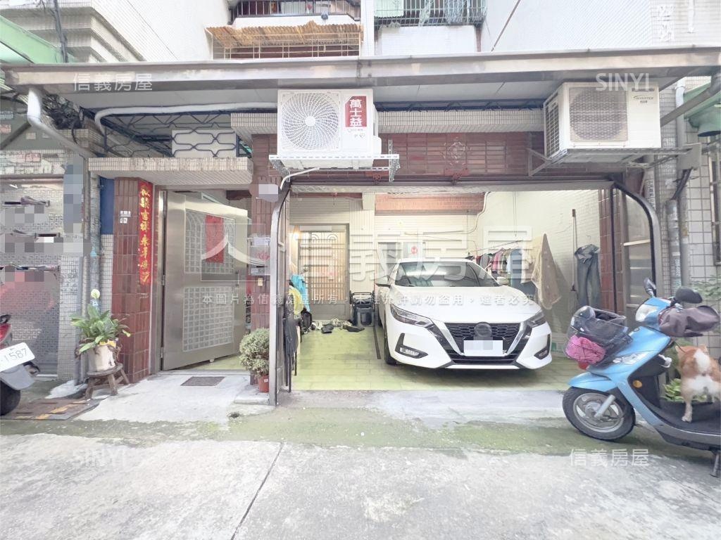 一樓公寓稀有空間方便停車房屋室內格局與周邊環境
