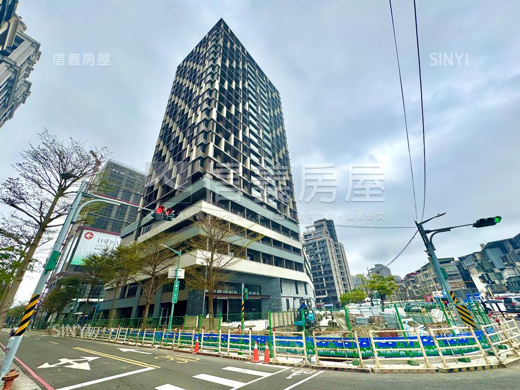 三松稀有兩房車位房屋室內格局與周邊環境