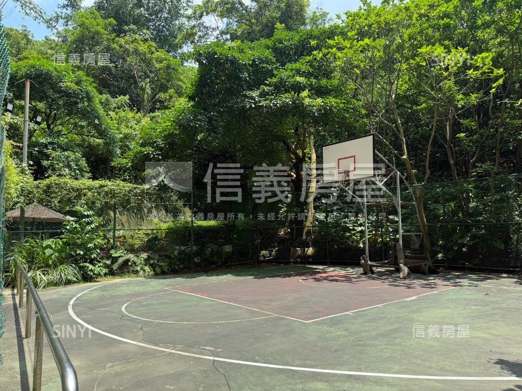 世代名門魔術空間＋大車位房屋室內格局與周邊環境