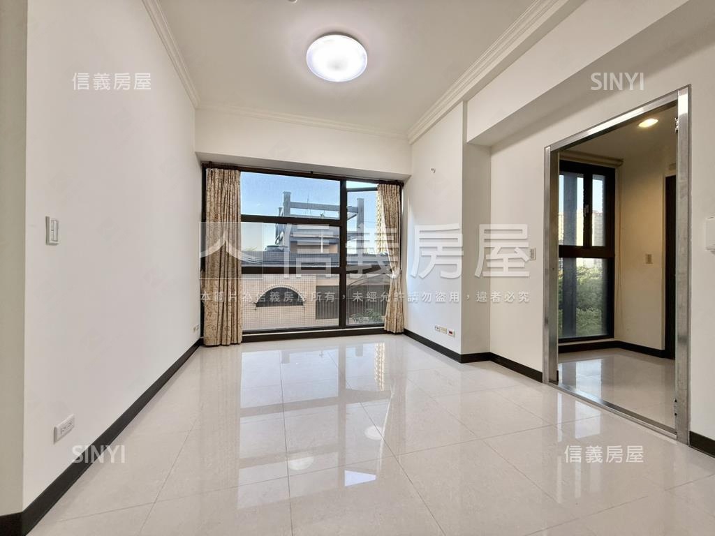 百暉首璽五鐵共構大兩房房屋室內格局與周邊環境