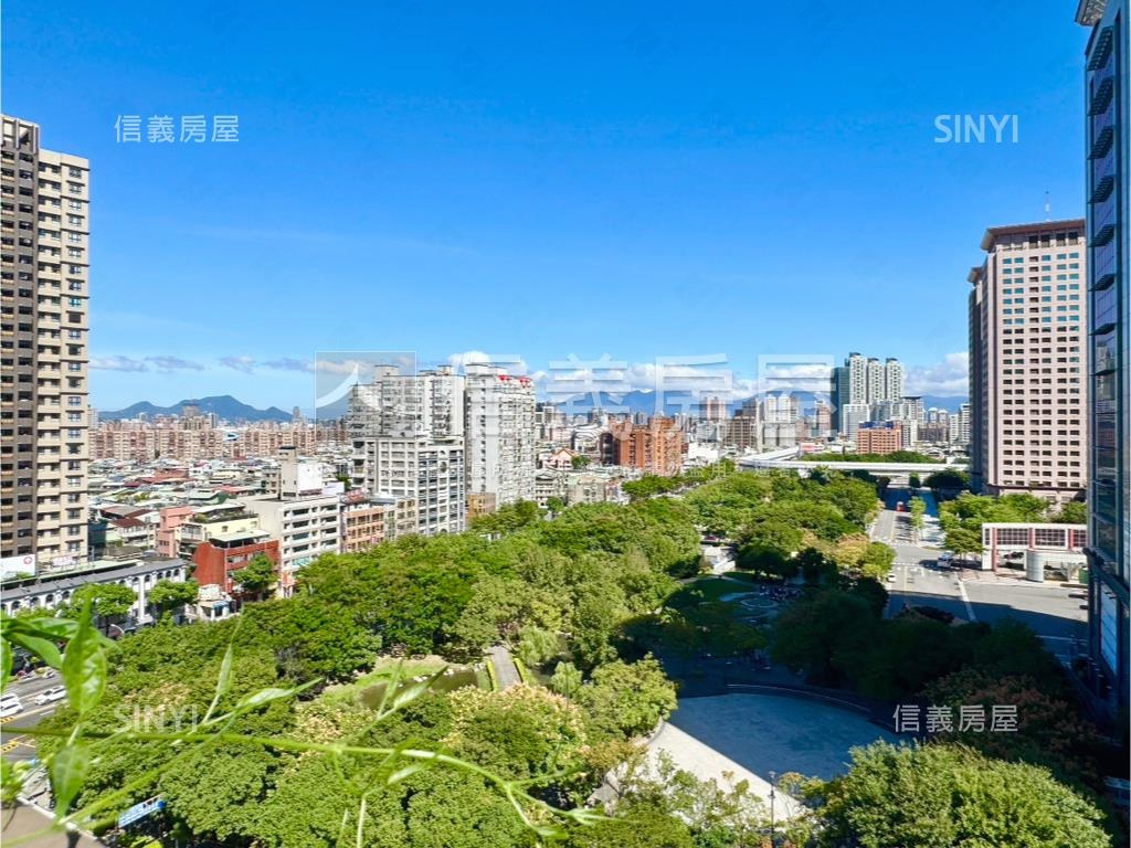 百暉首璽五鐵共構大兩房房屋室內格局與周邊環境