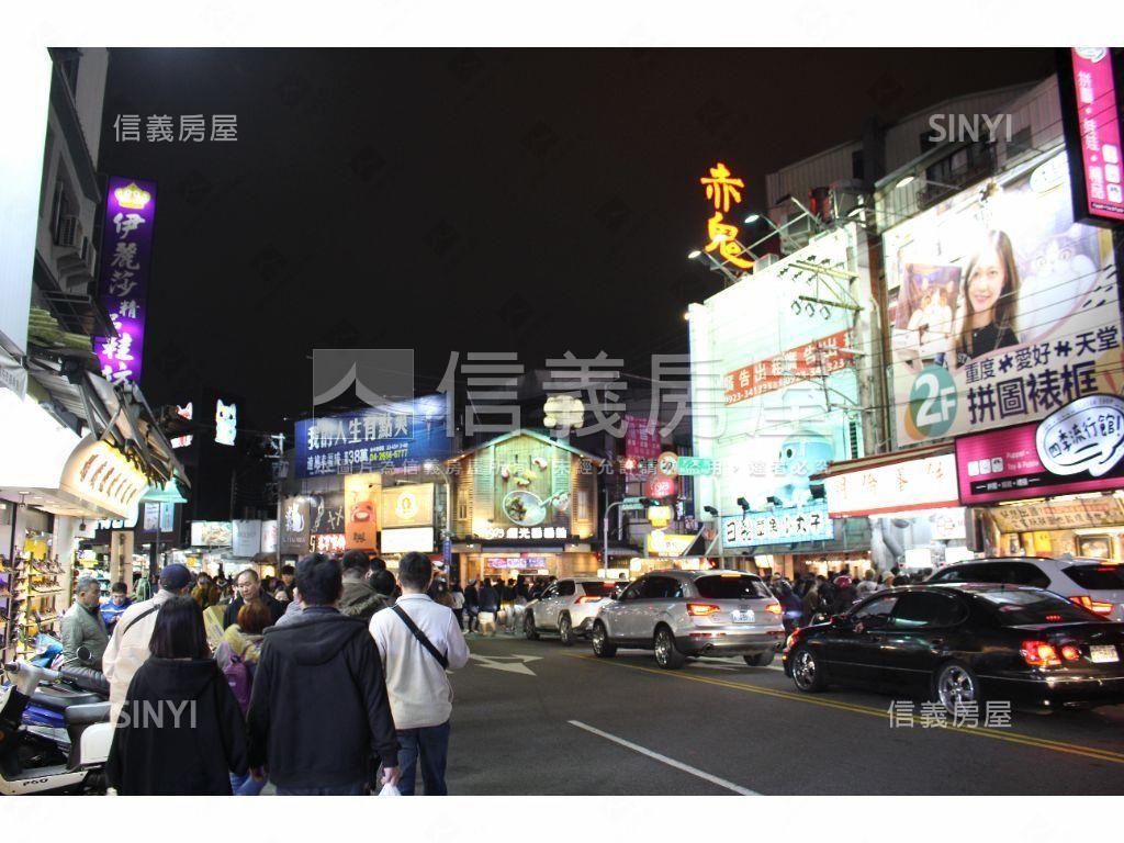 逢甲商圈電梯美裝潢旅館房屋室內格局與周邊環境