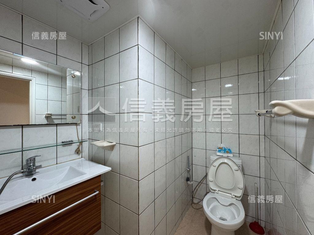 屋主誠售精美裝潢三房房屋室內格局與周邊環境
