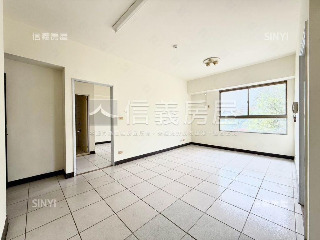 低總價！中華國小三房車位房屋室內格局與周邊環境