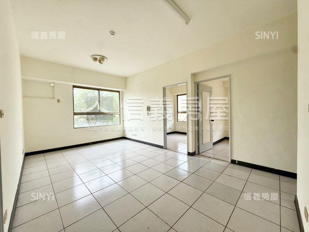 低總價！中華國小三房車位房屋室內格局與周邊環境