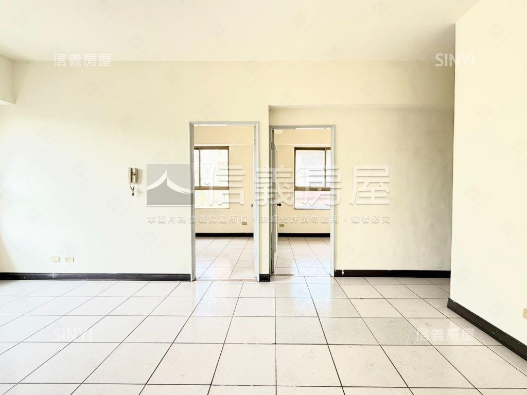 低總價！中華國小三房車位房屋室內格局與周邊環境