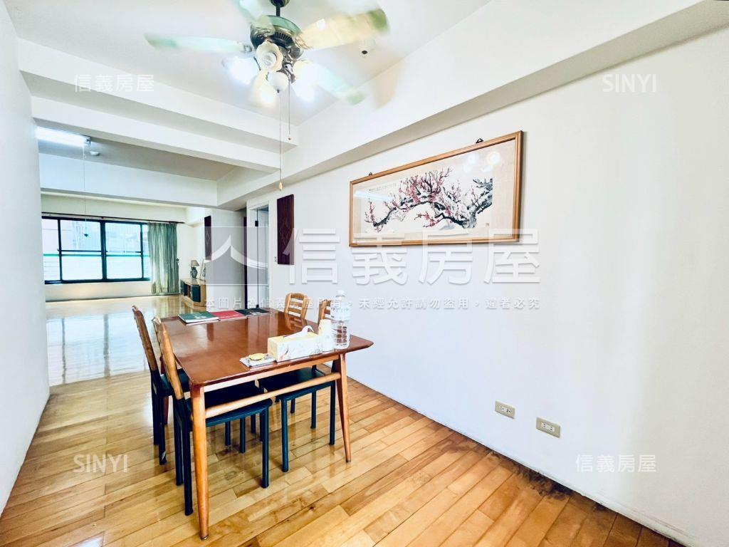 五期質感大４房附平車房屋室內格局與周邊環境