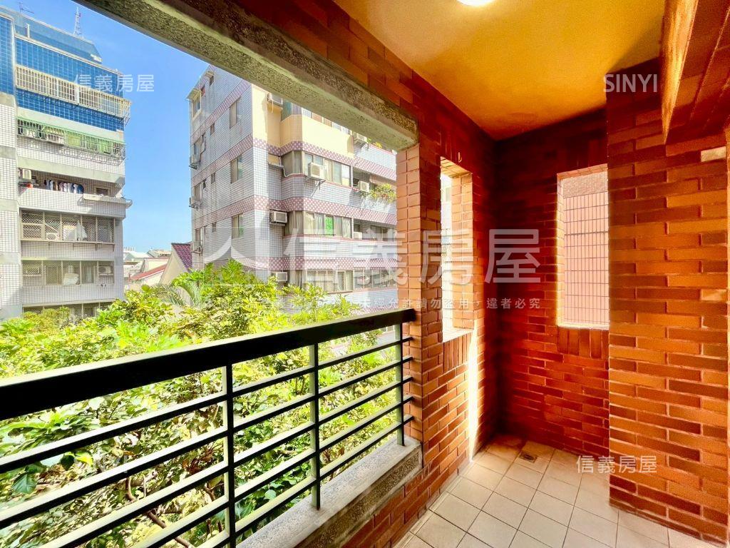 五期質感大４房附平車房屋室內格局與周邊環境