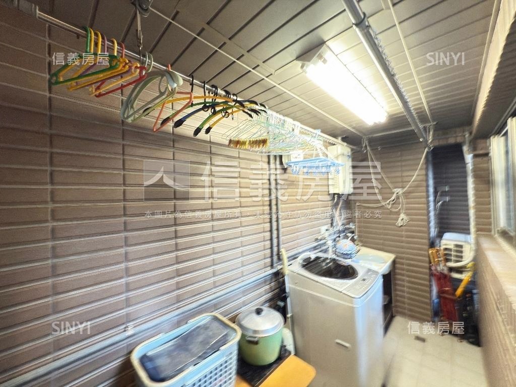 南方歐風車位名邸房屋室內格局與周邊環境