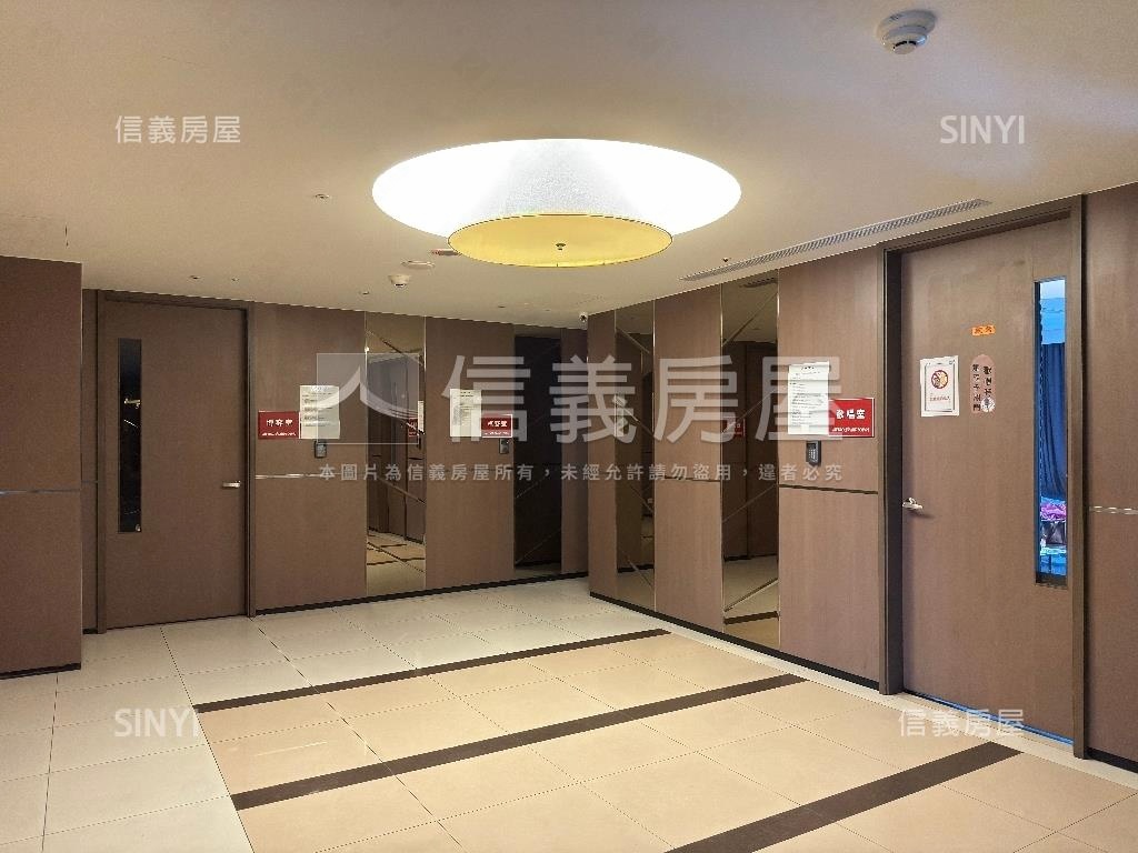 南方歐風車位名邸房屋室內格局與周邊環境