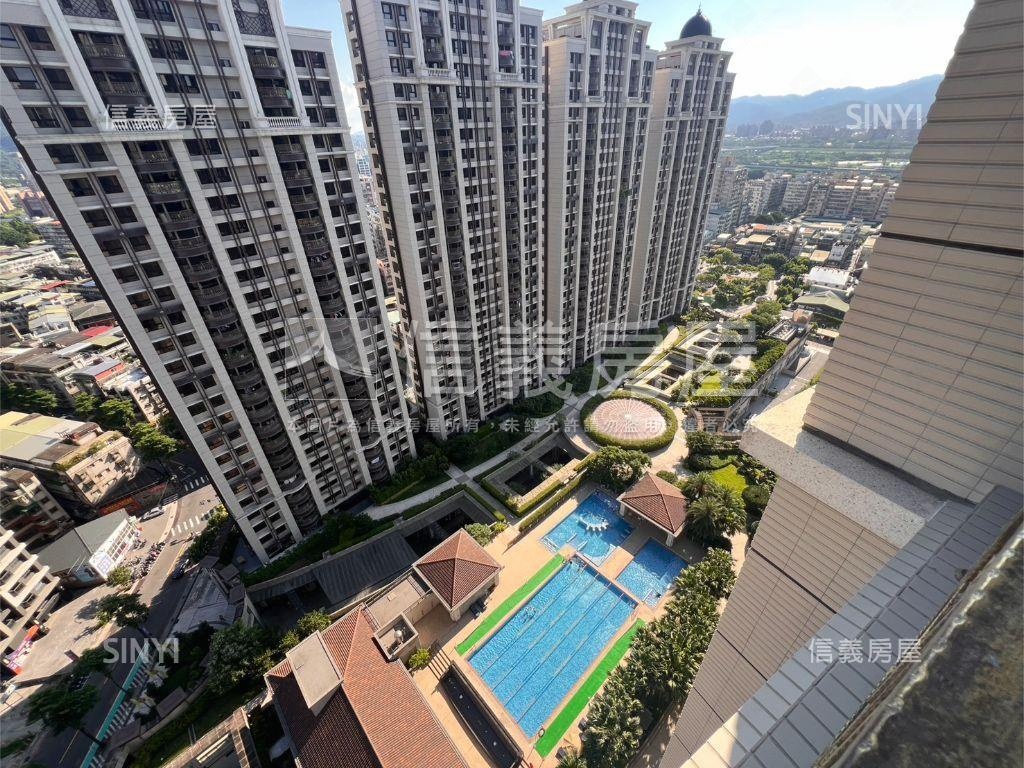 土城日月光住戶限定車位房屋室內格局與周邊環境