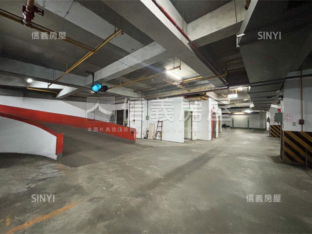 專約中科世貿聯盟商辦房屋室內格局與周邊環境