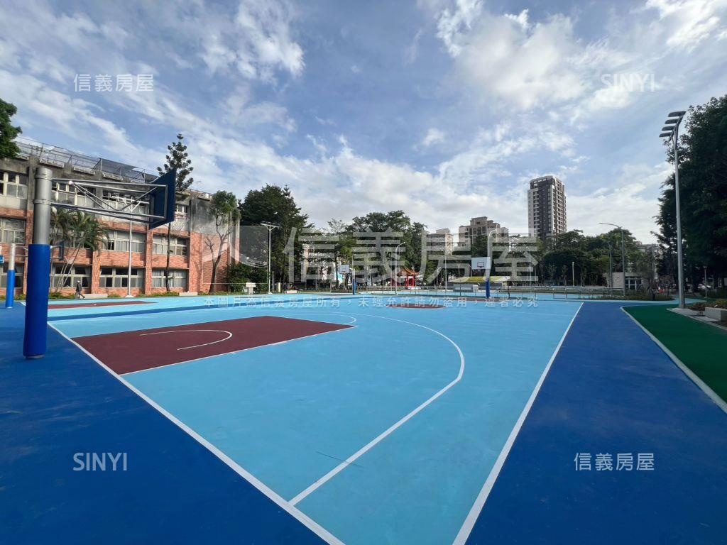 馬到成功•華順方正三房房屋室內格局與周邊環境